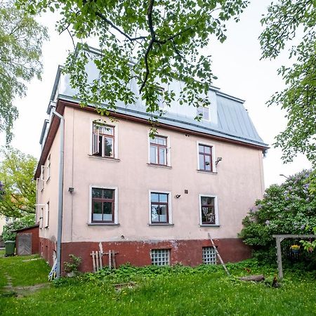 Artists Apartment Near Telliskivi Creative Centre Tallinn Exterior photo