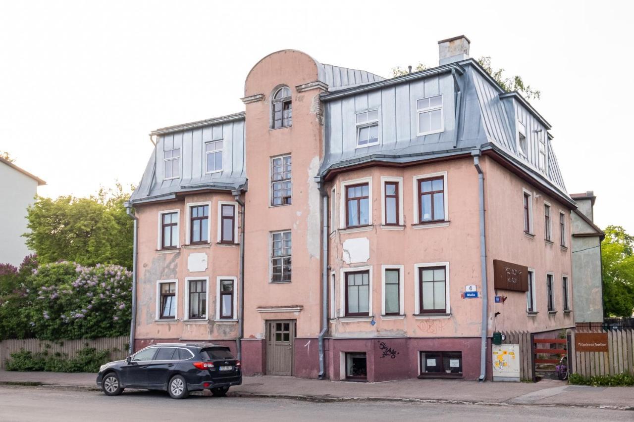 Artists Apartment Near Telliskivi Creative Centre Tallinn Exterior photo