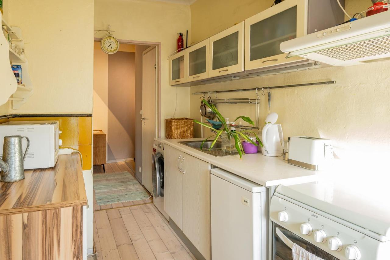 Artists Apartment Near Telliskivi Creative Centre Tallinn Exterior photo